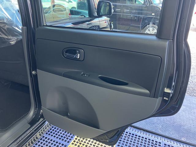 タント カスタムＲＳ　ターボ　片側電動スライドドア　モモステ　スマートキー　オートＡＣ　盗難防止システム　ウインカーミラー　ＨＩＤヘッドライト　フォグランプ　１５インチアルミ　ドアバイザー　タイミングチェーン（44枚目）