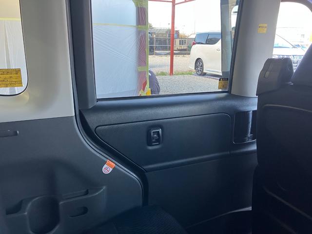 タント カスタムＲＳ　ターボ　片側電動スライドドア　モモステ　スマートキー　オートＡＣ　盗難防止システム　ウインカーミラー　ＨＩＤヘッドライト　フォグランプ　１５インチアルミ　ドアバイザー　タイミングチェーン（50枚目）