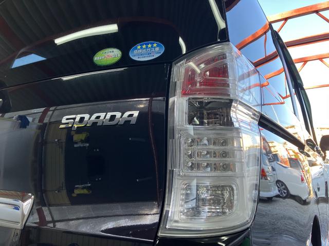 ステップワゴンスパーダ Ｚ　両側電動スライドドア　純正ナビＴＶ　Ｂカメラ　ＥＴＣ　スマートキー　パドルシフト　オートライト　ＨＩＤヘッドライト　オートＡＣ　ウインカーミラー　ドアバイザー　純正アルミ　タイミングチェーン（9枚目）