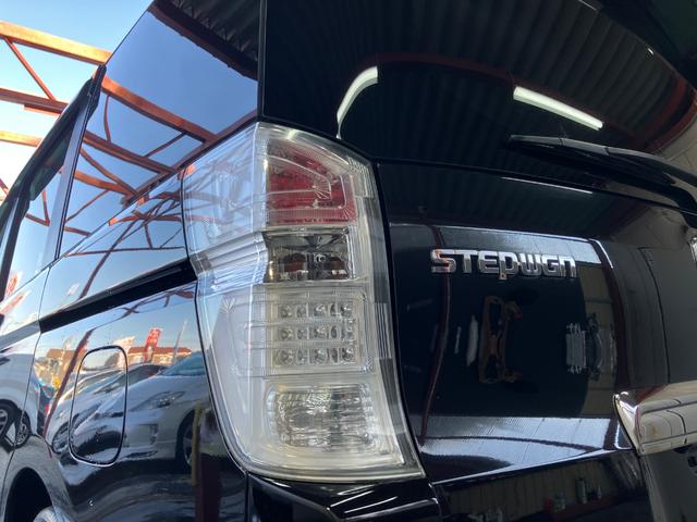 ステップワゴンスパーダ Ｚ　両側電動スライドドア　純正ナビＴＶ　Ｂカメラ　ＥＴＣ　スマートキー　パドルシフト　オートライト　ＨＩＤヘッドライト　オートＡＣ　ウインカーミラー　ドアバイザー　純正アルミ　タイミングチェーン（10枚目）