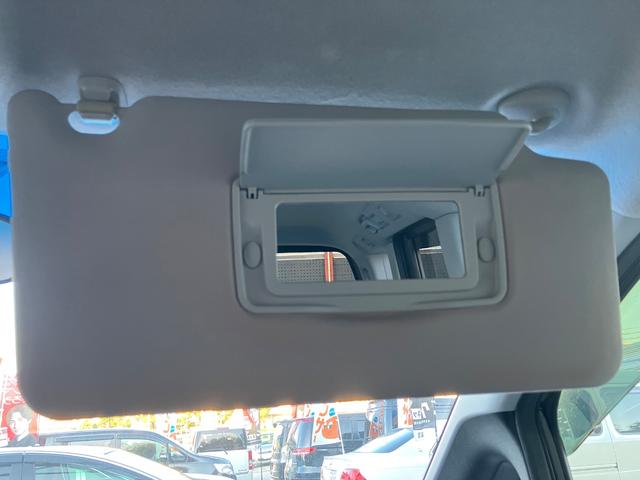 ステップワゴンスパーダ Ｚ　両側電動スライドドア　純正ナビＴＶ　Ｂカメラ　ＥＴＣ　スマートキー　パドルシフト　オートライト　ＨＩＤヘッドライト　オートＡＣ　ウインカーミラー　ドアバイザー　純正アルミ　タイミングチェーン（42枚目）