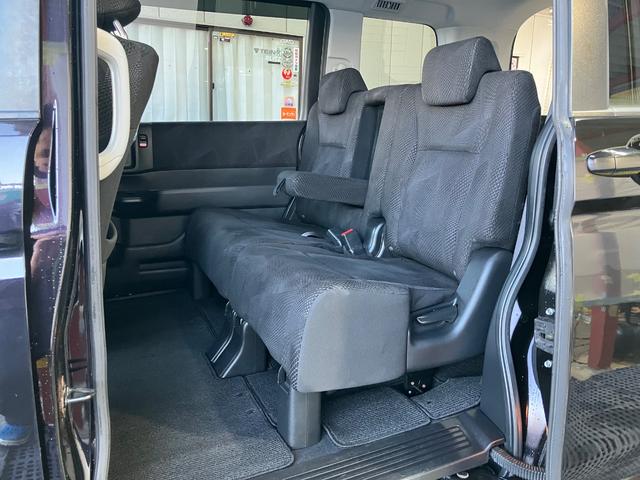 ステップワゴンスパーダ Ｚ　両側電動スライドドア　純正ナビＴＶ　Ｂカメラ　ＥＴＣ　スマートキー　パドルシフト　オートライト　ＨＩＤヘッドライト　オートＡＣ　ウインカーミラー　ドアバイザー　純正アルミ　タイミングチェーン（48枚目）