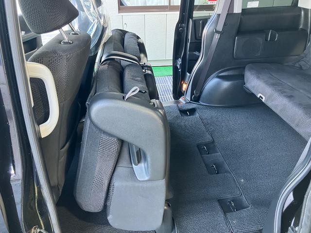 ステップワゴンスパーダ Ｚ　両側電動スライドドア　純正ナビＴＶ　Ｂカメラ　ＥＴＣ　スマートキー　パドルシフト　オートライト　ＨＩＤヘッドライト　オートＡＣ　ウインカーミラー　ドアバイザー　純正アルミ　タイミングチェーン（51枚目）