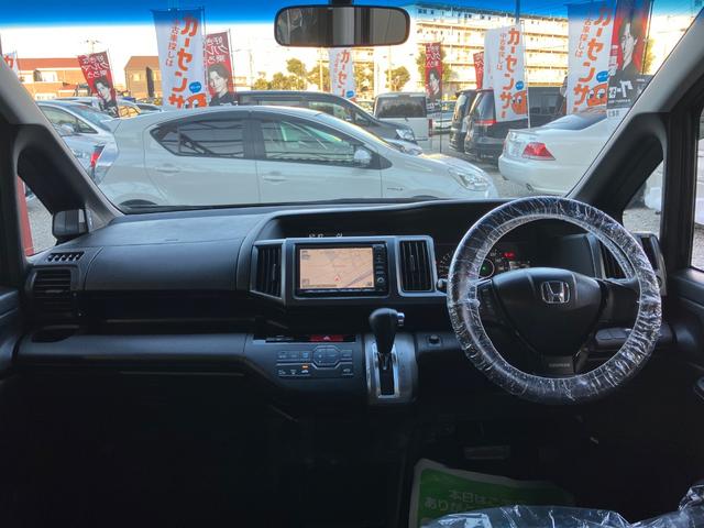 ステップワゴンスパーダ Ｚ　両側電動スライドドア　純正ナビＴＶ　Ｂカメラ　ＥＴＣ　スマートキー　パドルシフト　オートライト　ＨＩＤヘッドライト　オートＡＣ　ウインカーミラー　ドアバイザー　純正アルミ　タイミングチェーン（53枚目）