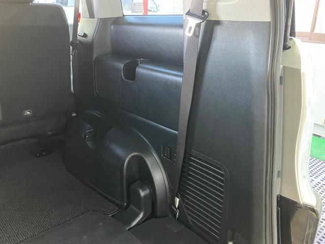 ステップワゴンスパーダ Ｚ　両側電動スライドドア　純正ナビＴＶ　Ｂカメラ　ＥＴＣ　スマートキー　パドルシフト　オートライト　ＨＩＤヘッドライト　オートＡＣ　ウインカーミラー　ドアバイザー　純正アルミ　タイミングチェーン（59枚目）