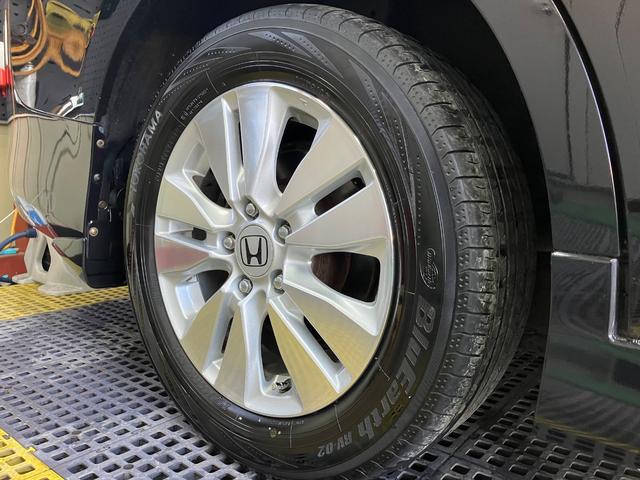 ステップワゴンスパーダ Ｚ　両側電動スライドドア　純正ナビＴＶ　Ｂカメラ　ＥＴＣ　スマートキー　パドルシフト　オートライト　ＨＩＤヘッドライト　オートＡＣ　ウインカーミラー　ドアバイザー　純正アルミ　タイミングチェーン（68枚目）