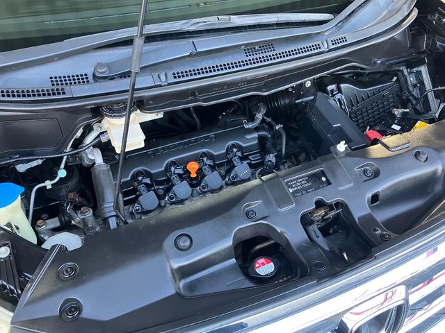 ステップワゴンスパーダ Ｚ　両側電動スライドドア　純正ナビＴＶ　Ｂカメラ　ＥＴＣ　スマートキー　パドルシフト　オートライト　ＨＩＤヘッドライト　オートＡＣ　ウインカーミラー　ドアバイザー　純正アルミ　タイミングチェーン（76枚目）