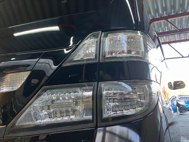 ヴェルファイア ２．４Ｚ　プラチナムセレクション　タナベ車高調　ＷＯＲＫ１９インチＡＷ　両側電動　パワーバックドア　ナビフルセグＴＶ　Ｂカメラ　ＤＶＤ　フリップダウンモニター　社外ツイーター　前後ソナーＥＴＣ　スマートキー　オートライト　ＨＩＤライト（9枚目）