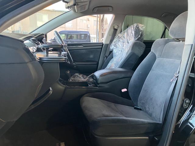 クラウン アスリート プレミアム50thエディション 車高調 社外19インチAW 純正ナビ Bカメラ ETC スマートキー 社外ドリンクホルダー オートライト クルーズコントロール Pスタート HIDヘッドライト タイミングチェーン(40枚目)