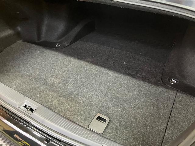 クラウン アスリート プレミアム50thエディション 車高調 社外19インチAW 純正ナビ Bカメラ ETC スマートキー 社外ドリンクホルダー オートライト クルーズコントロール Pスタート HIDヘッドライト タイミングチェーン(46枚目)