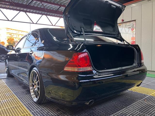 クラウン アスリート プレミアム50thエディション 車高調 社外19インチAW 純正ナビ Bカメラ ETC スマートキー 社外ドリンクホルダー オートライト クルーズコントロール Pスタート HIDヘッドライト タイミングチェーン(47枚目)