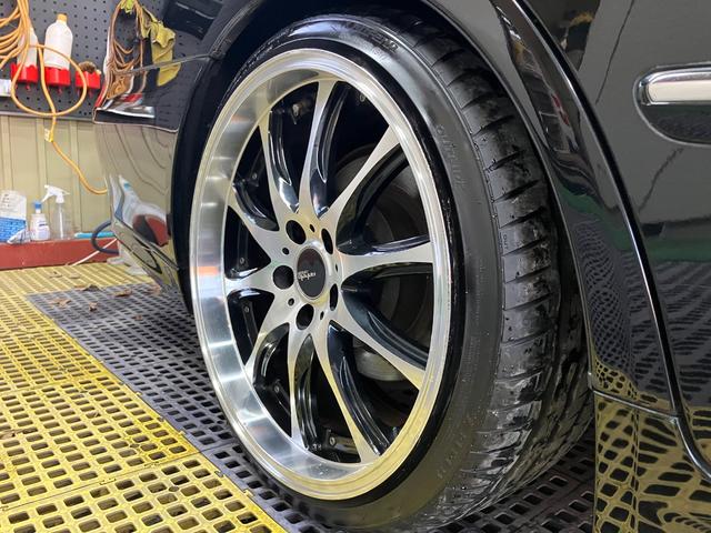 クラウン アスリート プレミアム50thエディション 車高調 社外19インチAW 純正ナビ Bカメラ ETC スマートキー 社外ドリンクホルダー オートライト クルーズコントロール Pスタート HIDヘッドライト タイミングチェーン(51枚目)