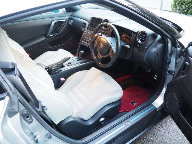 GT-R プレミアムエディション 禁煙車 BOSEオーディオ 地デジ バックカメラ ドラレコ 当店は整備がメインの認証工場です。GT-Rの整備も多くの実績がありますので安心してお任せ下さい!(22枚目)