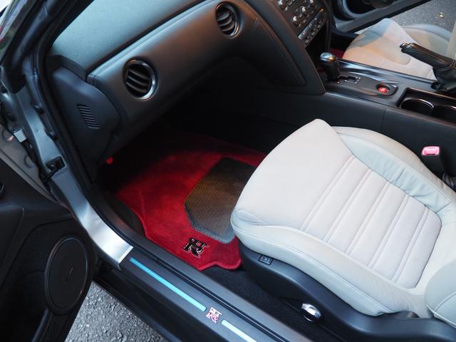 GT-R プレミアムエディション 禁煙車 BOSEオーディオ 地デジ バックカメラ ドラレコ 当店は整備がメインの認証工場です。GT-Rの整備も多くの実績がありますので安心してお任せ下さい!(29枚目)