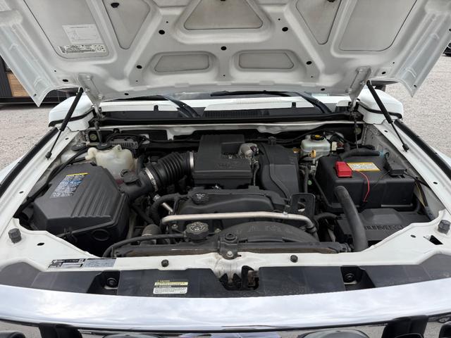ハマーＨ３ タイプＳ　５速ＭＴ左Ｈ三井物産正規Ｄ車リフトアップ　左ハンドル　ＥＴＣ　バックカメラ　ナビ　ＴＶ　オートライト　アルミホイール　キーレスエントリー　ＭＴ　ＣＤ　ＤＶＤ再生　ＥＳＣ（20枚目）