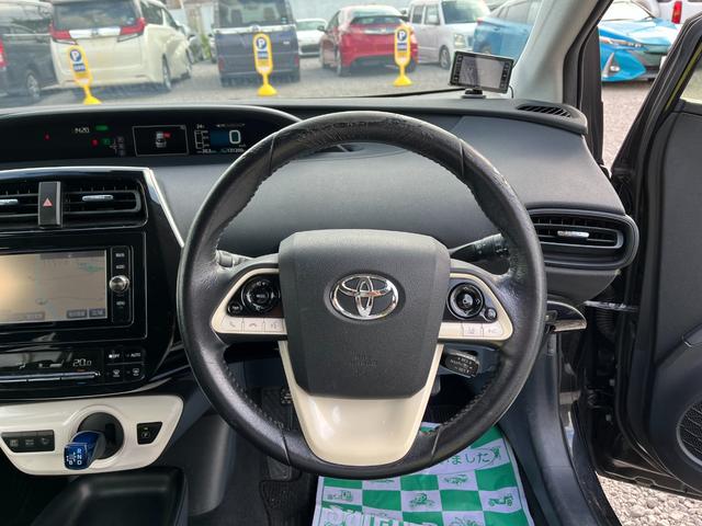 プリウス S セーフティセンスBT接続ナビ地デジBカメラETCドライブレコーダー ETC レーンアシスト オートクルーズコントロール バックカメラ アルミホイール オートマチックハイビーム LEDヘッドランプ(3枚目)