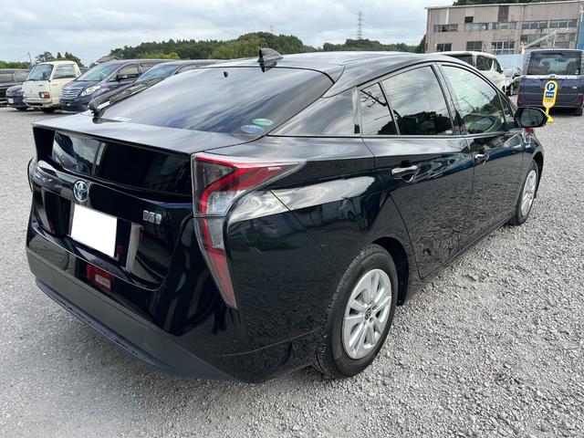 プリウス S セーフティセンスBT接続ナビ地デジBカメラETCドライブレコーダー ETC レーンアシスト オートクルーズコントロール バックカメラ アルミホイール オートマチックハイビーム LEDヘッドランプ(16枚目)