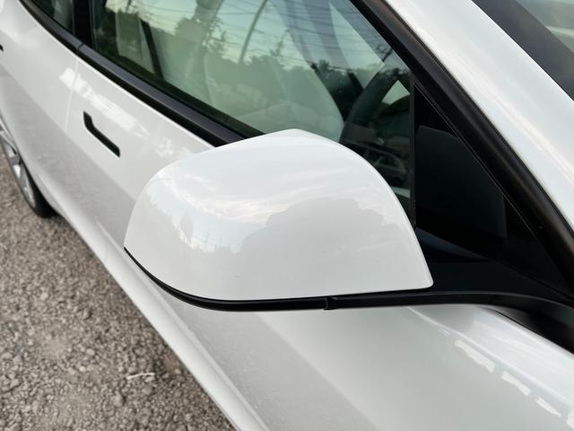 モデル３ ロングレンジ　ＡＷＤ　オートパイロット白革シート／パノラマガラスルーフ全席シートヒーターＰゲート　ＥＴＣ　クリアランスソナー　バックカメラ　サイドカメラ　ナビ　アルミホイール　サンルーフ　ＡＴ　パワーシート（56枚目）