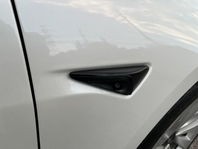 モデル３ ロングレンジ　ＡＷＤ　オートパイロット白革シート／パノラマガラスルーフ全席シートヒーターＰゲート　ＥＴＣ　クリアランスソナー　バックカメラ　サイドカメラ　ナビ　アルミホイール　サンルーフ　ＡＴ　パワーシート（62枚目）