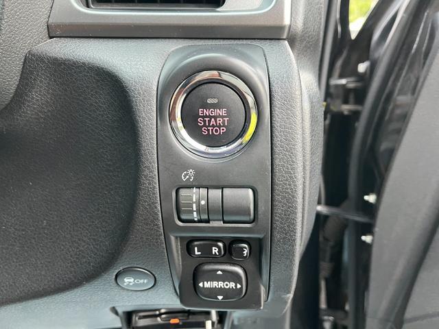 エクシーガクロスオーバー７ ２．５ｉアイサイト　ＯＰウルトラスエードコンビシートＢＴ接続ナビＢカメラ地デジＥＴＣ　４ＷＤ　　オートクルーズコントロール　パワーシート　衝突被害軽減システム　ナビ　　スマートキー　アイドリングストップ　　シートヒーター（10枚目）
