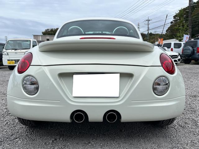 コペン アルティメットエディション　オープンカー　ＥＴＣ　ＴＶ　ＡＴ　キーレスエントリー　シートヒーター　アルミホイール　衝突安全ボディ　ＡＢＳ　ＣＤ　ＵＳＢ　エアコン（18枚目）