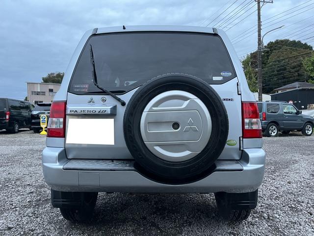 パジェロイオ ＺＲ　５速ＭＴフルノーマル　４ＷＤ　アルミホイール　電動格納ミラー　ＭＴ　盗難防止システム　衝突安全ボディ　カセット　ＡＢＳ　エアコン　パワーステアリング　パワーウィンドウ（16枚目）