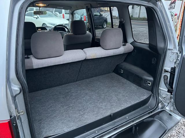 パジェロイオ ＺＲ　５速ＭＴフルノーマル　４ＷＤ　アルミホイール　電動格納ミラー　ＭＴ　盗難防止システム　衝突安全ボディ　カセット　ＡＢＳ　エアコン　パワーステアリング　パワーウィンドウ（36枚目）