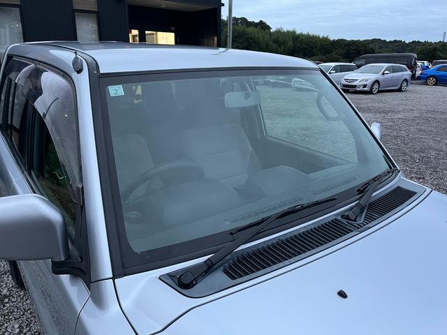 パジェロイオ ＺＲ　５速ＭＴフルノーマル　４ＷＤ　アルミホイール　電動格納ミラー　ＭＴ　盗難防止システム　衝突安全ボディ　カセット　ＡＢＳ　エアコン　パワーステアリング　パワーウィンドウ（44枚目）