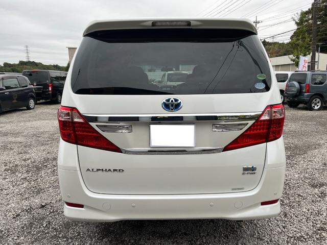 アルファードハイブリッド Ｘ　大画面ナビＢＴ接続Ｂカメラ地デジ両側電動ドア４ＷＤ　ＥＴＣ　バックカメラ　ナビ　ＴＶ　クリアランスソナー　オートクルーズコントロール　両側電動スライドドア　　スマートキー　　３列シート　オットマン（18枚目）