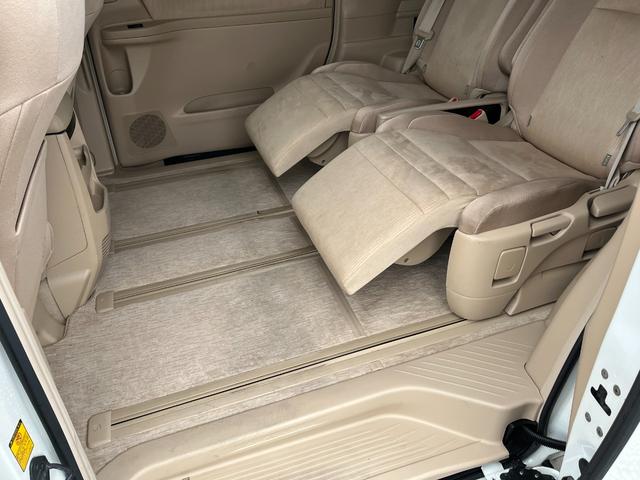アルファードハイブリッド Ｘ　大画面ナビＢＴ接続Ｂカメラ地デジ両側電動ドア４ＷＤ　ＥＴＣ　バックカメラ　ナビ　ＴＶ　クリアランスソナー　オートクルーズコントロール　両側電動スライドドア　　スマートキー　　３列シート　オットマン（26枚目）