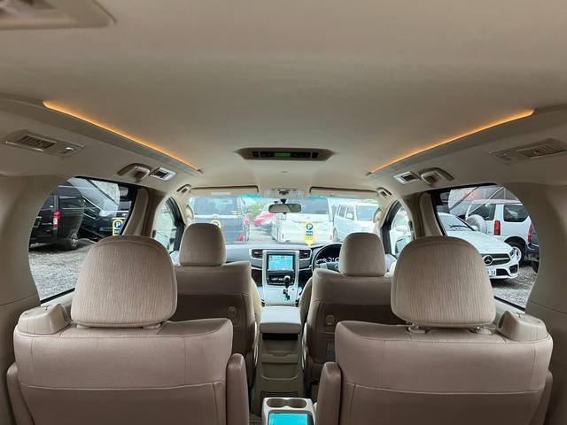 アルファードハイブリッド Ｘ　大画面ナビＢＴ接続Ｂカメラ地デジ両側電動ドア４ＷＤ　ＥＴＣ　バックカメラ　ナビ　ＴＶ　クリアランスソナー　オートクルーズコントロール　両側電動スライドドア　　スマートキー　　３列シート　オットマン（35枚目）