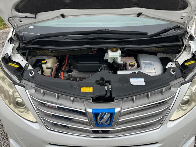 アルファードハイブリッド Ｘ　大画面ナビＢＴ接続Ｂカメラ地デジ両側電動ドア４ＷＤ　ＥＴＣ　バックカメラ　ナビ　ＴＶ　クリアランスソナー　オートクルーズコントロール　両側電動スライドドア　　スマートキー　　３列シート　オットマン（44枚目）