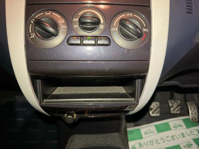 コルト ラリーアート バージョンR 5速MT/WORKエモーションAW HID ターボ キーレスエントリー 電動格納ミラー MT 盗難防止システム 衝突安全ボディ ABS ESC CD エアコン パワーステアリング パワーウィンドウ(4枚目)