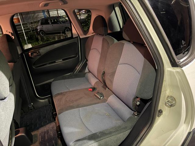 コルト ラリーアート バージョンR 5速MT/WORKエモーションAW HID ターボ キーレスエントリー 電動格納ミラー MT 盗難防止システム 衝突安全ボディ ABS ESC CD エアコン パワーステアリング パワーウィンドウ(11枚目)