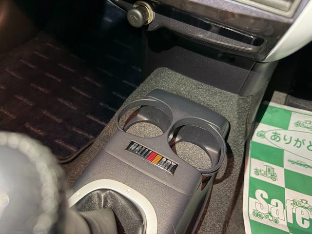 コルト ラリーアート バージョンR 5速MT/WORKエモーションAW HID ターボ キーレスエントリー 電動格納ミラー MT 盗難防止システム 衝突安全ボディ ABS ESC CD エアコン パワーステアリング パワーウィンドウ(25枚目)