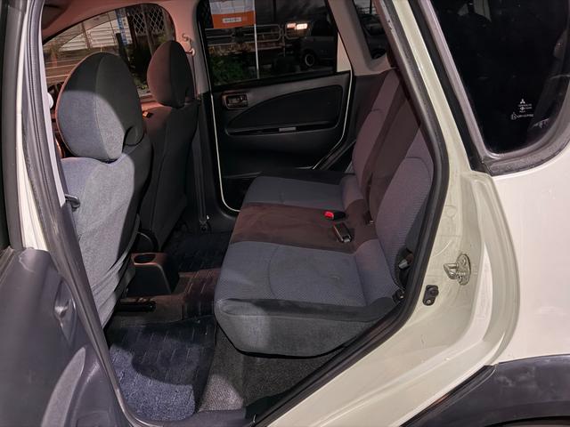 コルト ラリーアート バージョンR 5速MT/WORKエモーションAW HID ターボ キーレスエントリー 電動格納ミラー MT 盗難防止システム 衝突安全ボディ ABS ESC CD エアコン パワーステアリング パワーウィンドウ(29枚目)