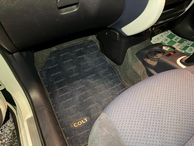 コルト ラリーアート バージョンR 5速MT/WORKエモーションAW HID ターボ キーレスエントリー 電動格納ミラー MT 盗難防止システム 衝突安全ボディ ABS ESC CD エアコン パワーステアリング パワーウィンドウ(33枚目)