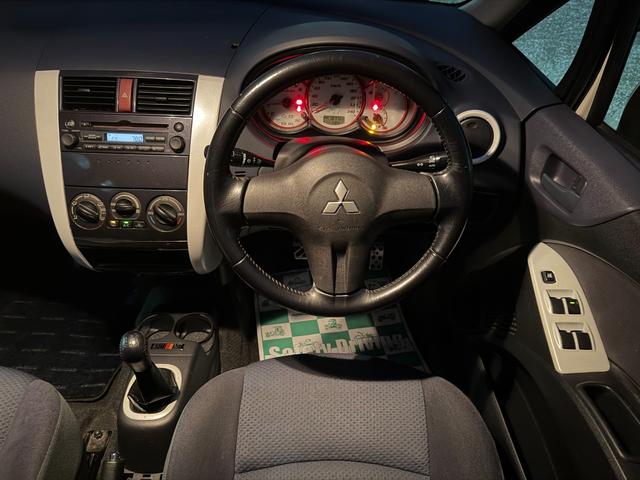 コルト ラリーアート バージョンR 5速MT/WORKエモーションAW HID ターボ キーレスエントリー 電動格納ミラー MT 盗難防止システム 衝突安全ボディ ABS ESC CD エアコン パワーステアリング パワーウィンドウ(46枚目)