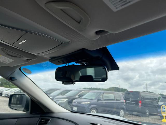 フーガ ２５０ＧＴ　１オーナー／フルノーマルＢＴ接続純正ナビＢカメラ地デジ半革シートスマートキーー　ＥＴＣ　オートクルーズコントロールＨＩＤ　ＡＴ　スマートキー　電動格納ミラー　盗難防止システム　パワーシート　オットマン（8枚目）