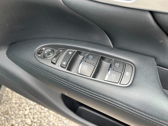 フーガ ２５０ＧＴ　１オーナー／フルノーマルＢＴ接続純正ナビＢカメラ地デジ半革シートスマートキーー　ＥＴＣ　オートクルーズコントロールＨＩＤ　ＡＴ　スマートキー　電動格納ミラー　盗難防止システム　パワーシート　オットマン（11枚目）