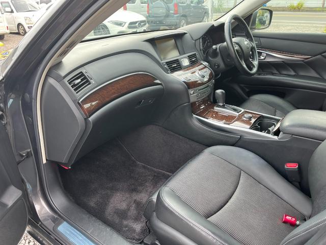 フーガ ２５０ＧＴ　１オーナー／フルノーマルＢＴ接続純正ナビＢカメラ地デジ半革シートスマートキーー　ＥＴＣ　オートクルーズコントロールＨＩＤ　ＡＴ　スマートキー　電動格納ミラー　盗難防止システム　パワーシート　オットマン（23枚目）