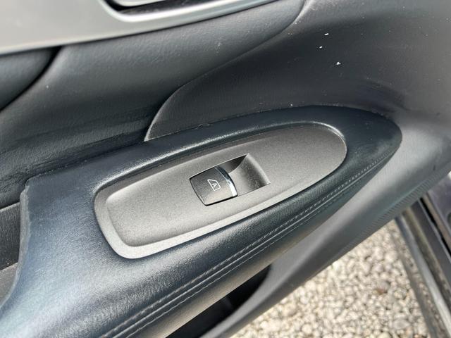 フーガ ２５０ＧＴ　１オーナー／フルノーマルＢＴ接続純正ナビＢカメラ地デジ半革シートスマートキーー　ＥＴＣ　オートクルーズコントロールＨＩＤ　ＡＴ　スマートキー　電動格納ミラー　盗難防止システム　パワーシート　オットマン（27枚目）