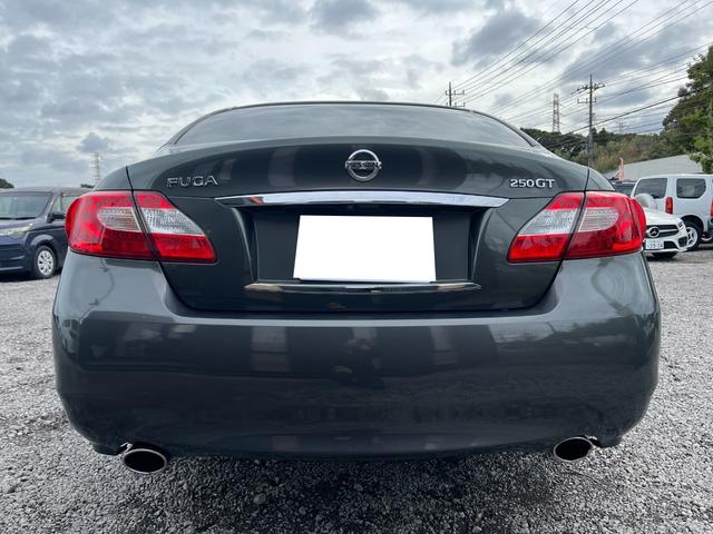 フーガ ２５０ＧＴ　１オーナー／フルノーマルＢＴ接続純正ナビＢカメラ地デジ半革シートスマートキーー　ＥＴＣ　オートクルーズコントロールＨＩＤ　ＡＴ　スマートキー　電動格納ミラー　盗難防止システム　パワーシート　オットマン（45枚目）