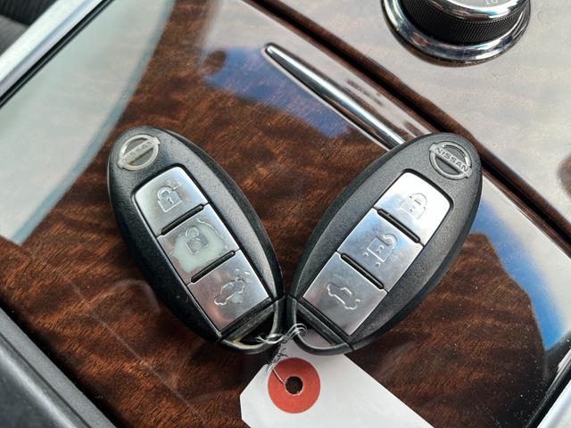 フーガ ２５０ＧＴ　１オーナー／フルノーマルＢＴ接続純正ナビＢカメラ地デジ半革シートスマートキーー　ＥＴＣ　オートクルーズコントロールＨＩＤ　ＡＴ　スマートキー　電動格納ミラー　盗難防止システム　パワーシート　オットマン（66枚目）