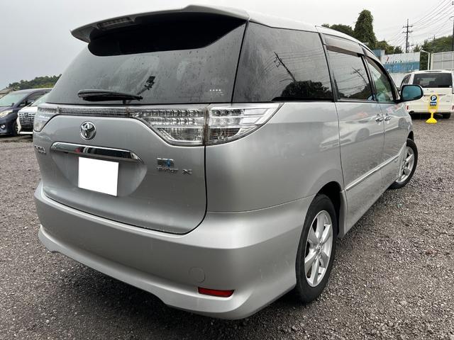 TOYOTA ESTIMA HYBRID X