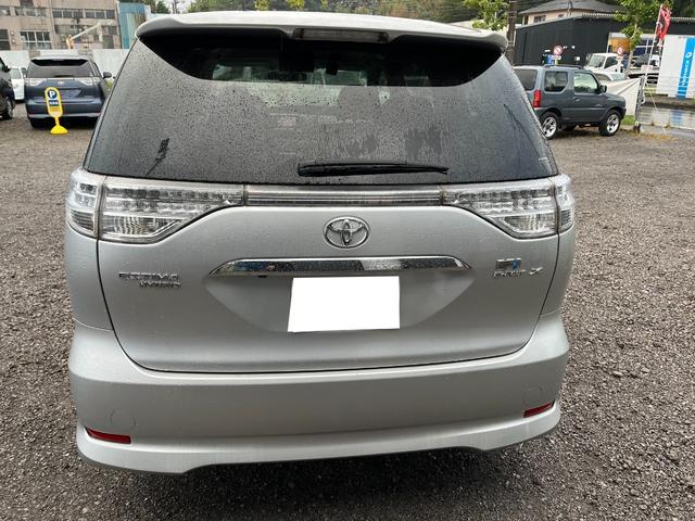TOYOTA ESTIMA HYBRID X