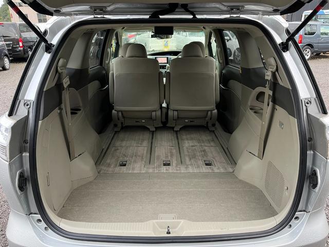 TOYOTA ESTIMA HYBRID X