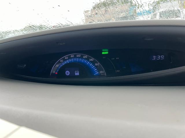 TOYOTA ESTIMA HYBRID X