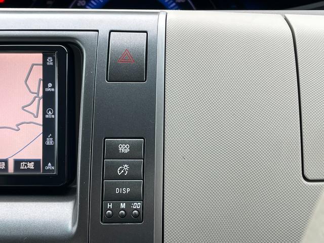 TOYOTA ESTIMA HYBRID X