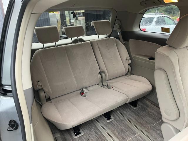 TOYOTA ESTIMA HYBRID X